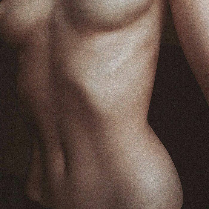 Искусство Самопрезентации: Как девушки по вызову контролируют свою популярность среди клиентов